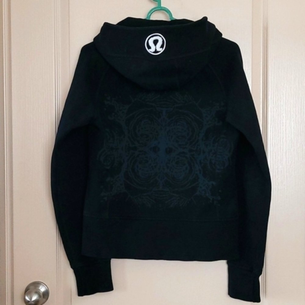 Lululemon Black Scuba Hoodie w/ white logo, printed on Back Size 6